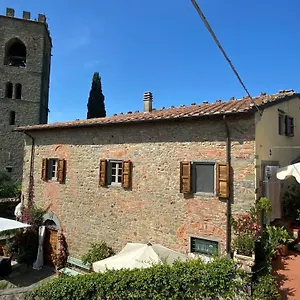 la-magione-dei-todaro.it-tuscanyhotel.com/